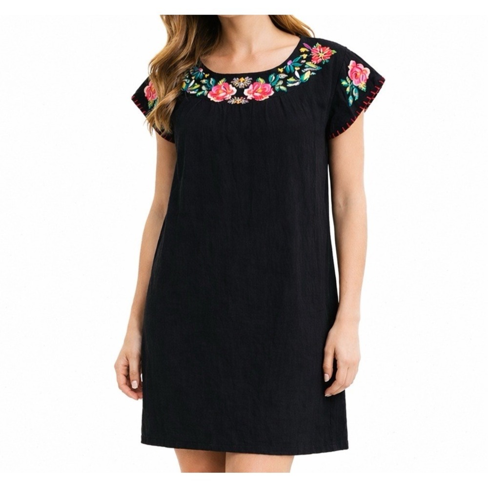 THML Shift Dress sz M Black w/ Embroidered Roses Floral Short Sleeve Boho Chic
